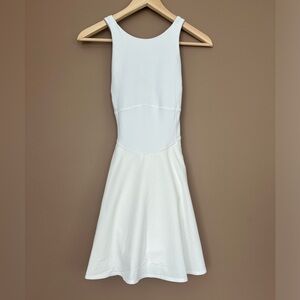 {Lululemon} Court Crush Dress in White - Womens 2 - NWT